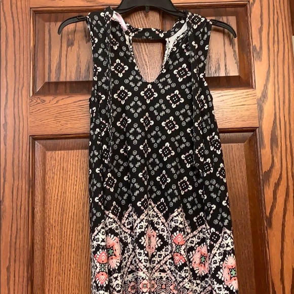 Dress - Picture 5 of 5